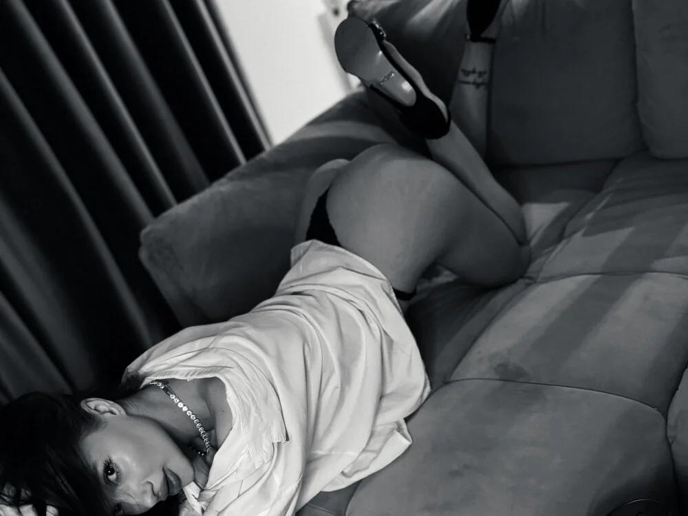 IreneVON's Offline XXX Chat