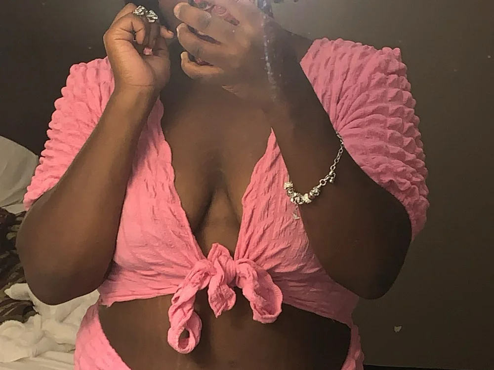 GoddessMiyaa offline chatrum