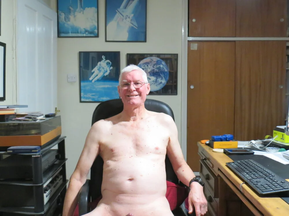 bigears Chat XXX Ngoại tuyến