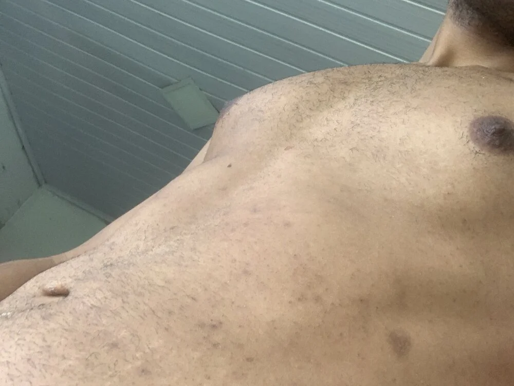 kellvinsp Offline XXX-Chat