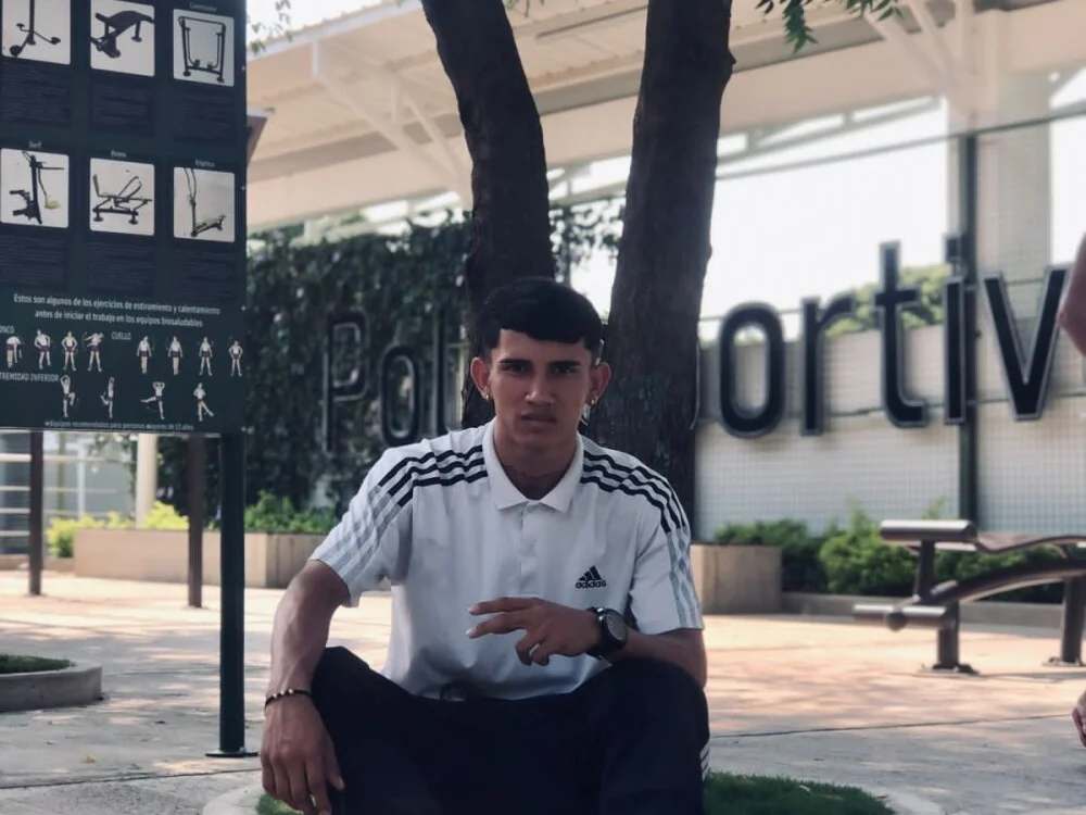 Sebastyan_'s Offline XXX Chat