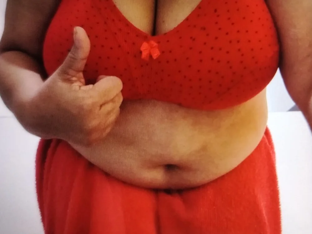 Bigboobsnadee's Offline XXX Chat