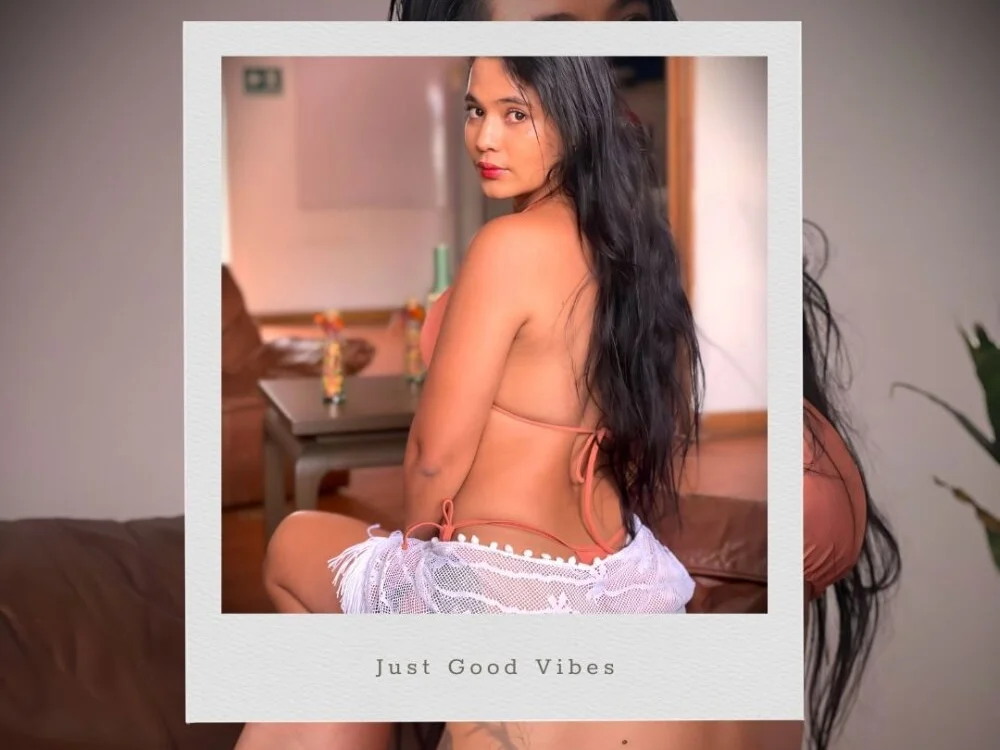 Chatroom XXX hors ligne de JulianaLopera1