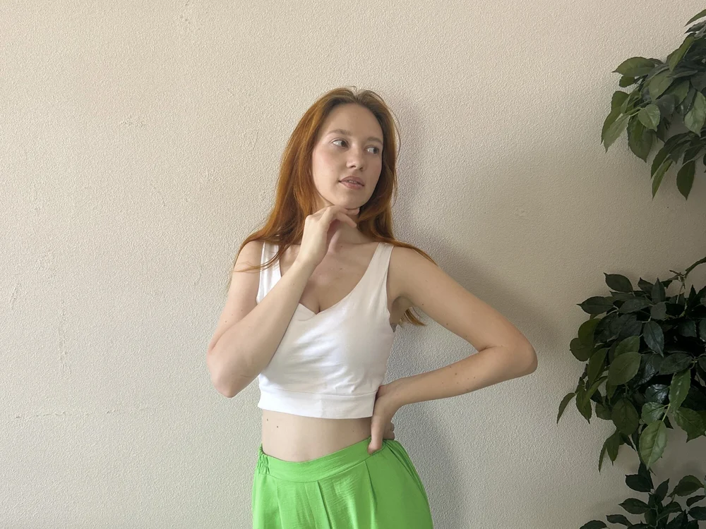 ห้องแชทออฟไลน์ของ EstherAbbott