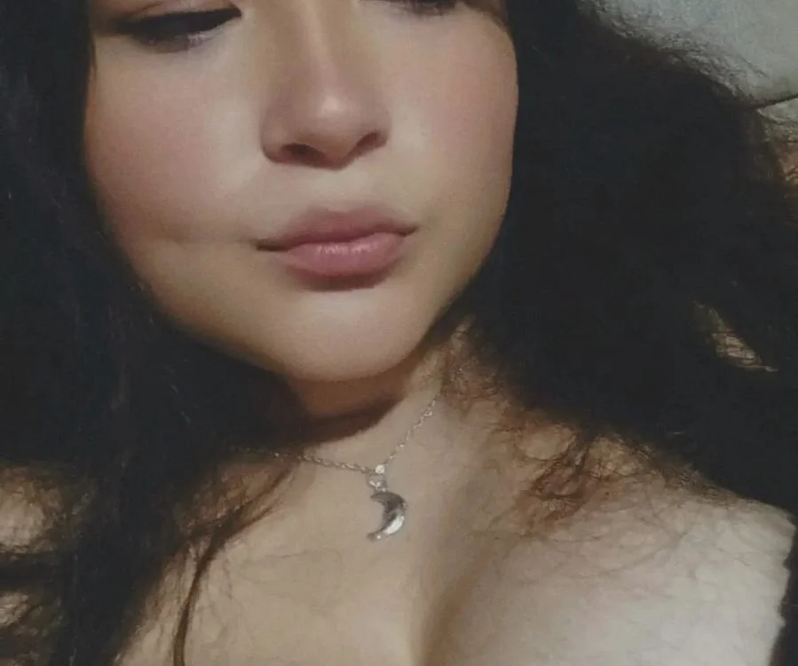 EmilyPaex_'s Offline Chat Room