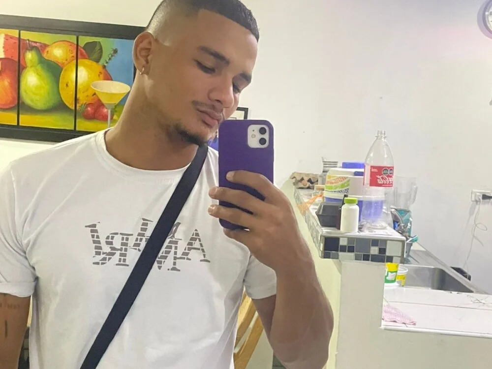 Douglas_dotado Chat XXX offline