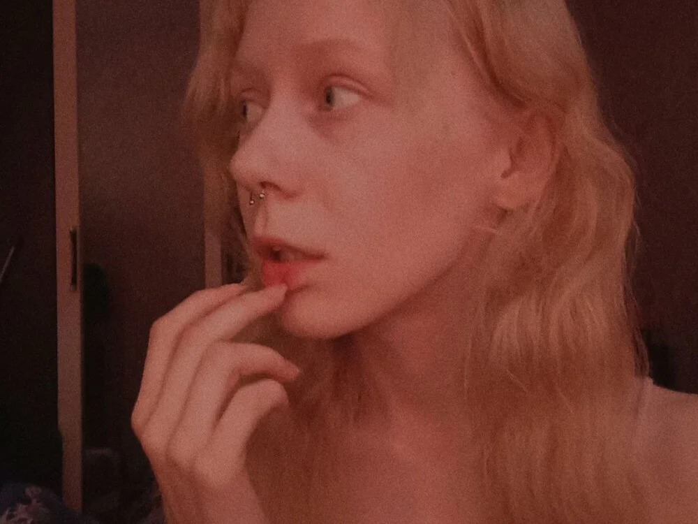 MerciaCovil's Offline XXX Chat