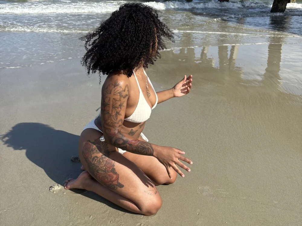 MissDesire0 離線 XXX 聊天