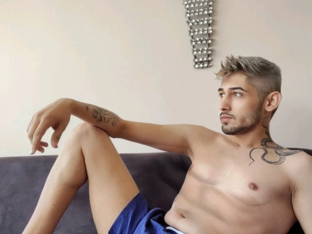bobsy6996's Offline XXX Chat
