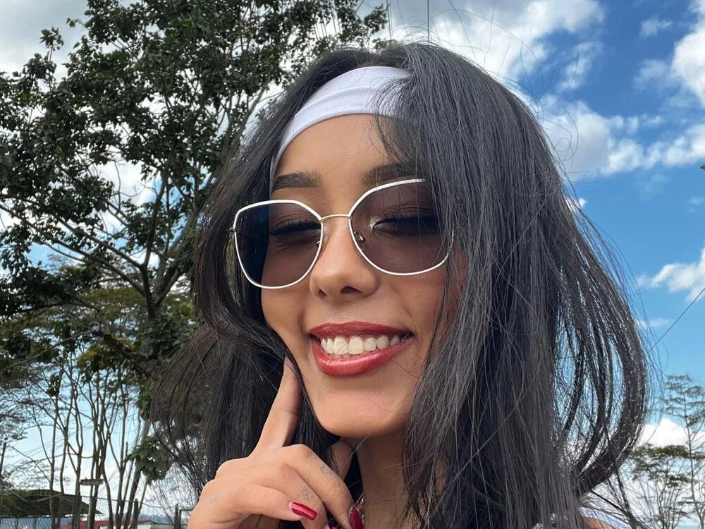 LunaVelour13 অফলাইন XXX চ্যাট