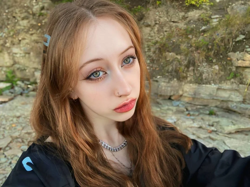 ArlettaDeluna's Offline XXX Chat