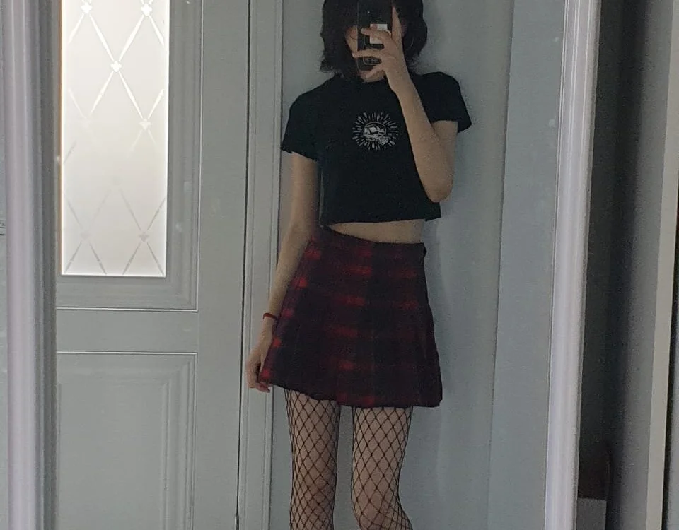 cherrypie_01's Offline Chat Room