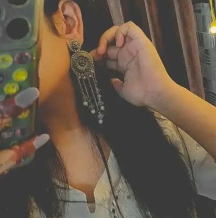 Shizuka_11 offline XXX-chatje