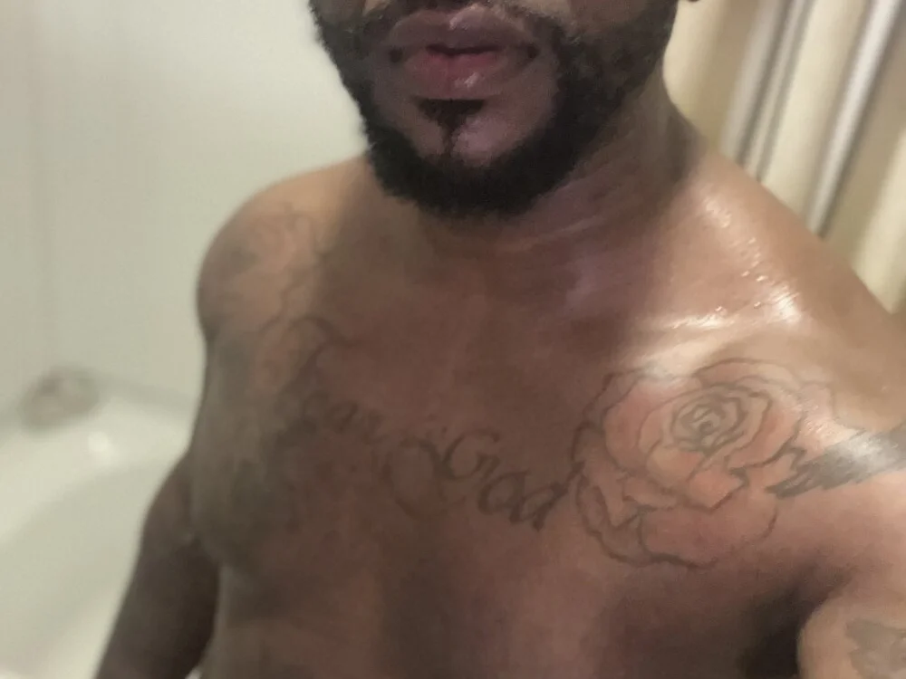 Chat XXX offline de EggplantMonster4