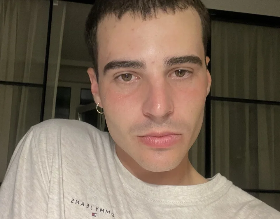 Lucas_bennet Chat XXX Ngoại tuyến