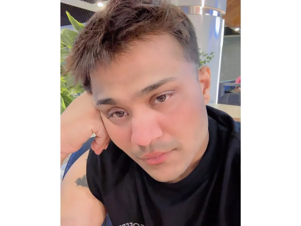 TroubledRam Offline XXX Chat