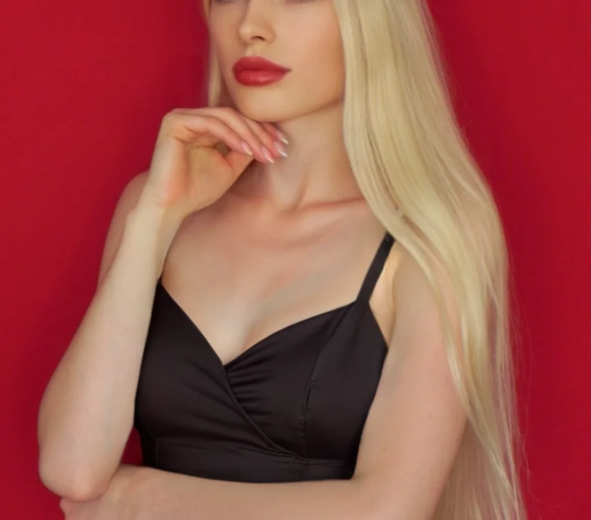 CharmingLana's Offline Chat Room