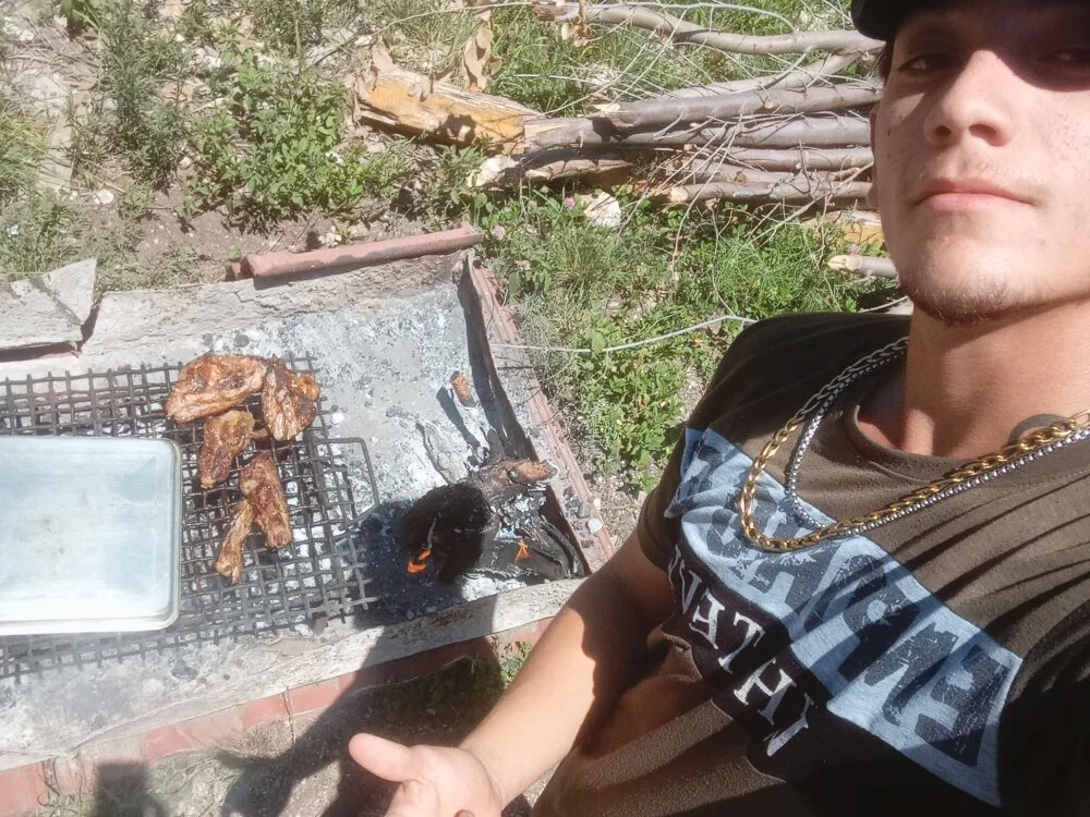 Brandon_Leyes: офлайн-секс-чат