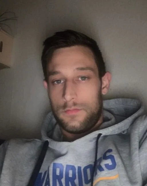 Fitboy1992 Obrolan XXX Offline