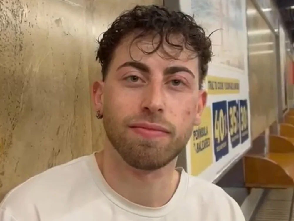 Joven24R's Offline XXX Chat