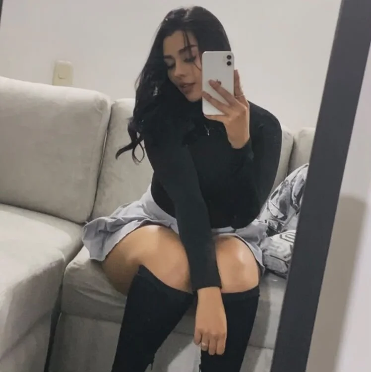 Offline XXX chat modela Ariakiss08