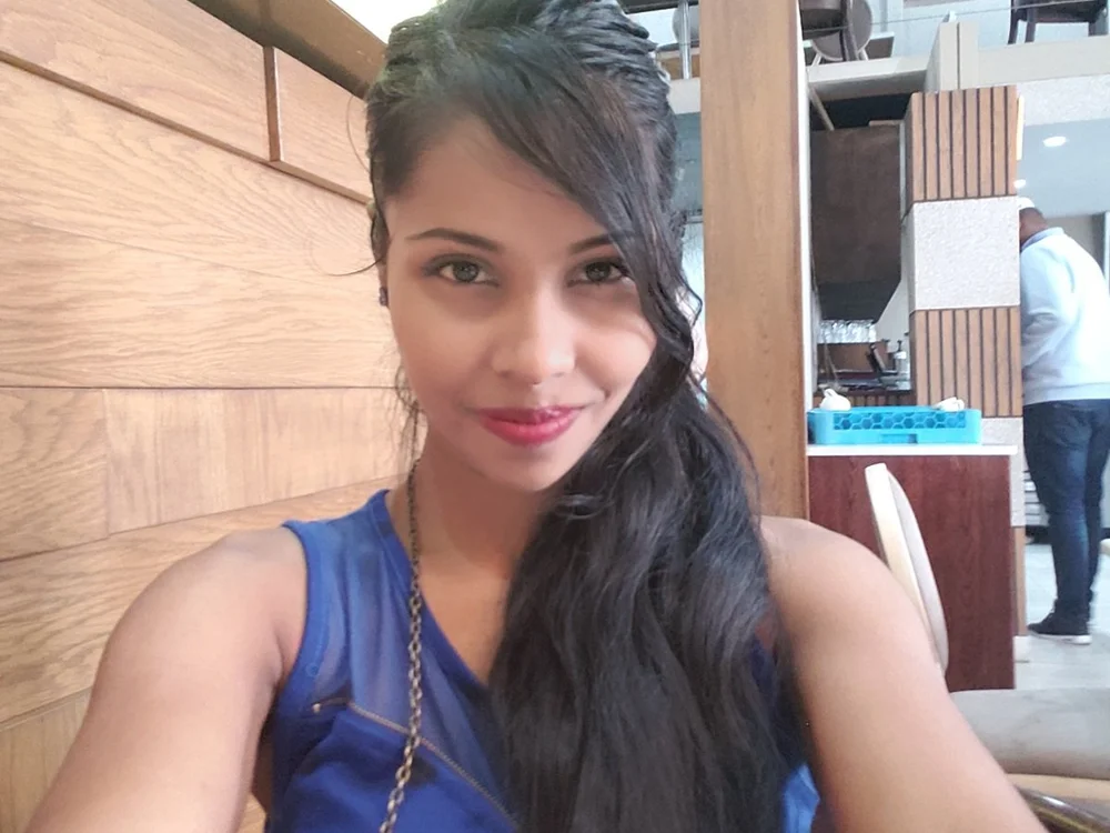 indiantwilightx92's Offline XXX Chat