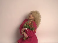 CurlyDaisy cover photo