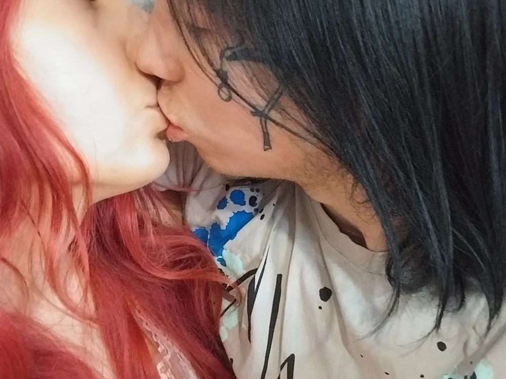 CodyKarina offline chatrum