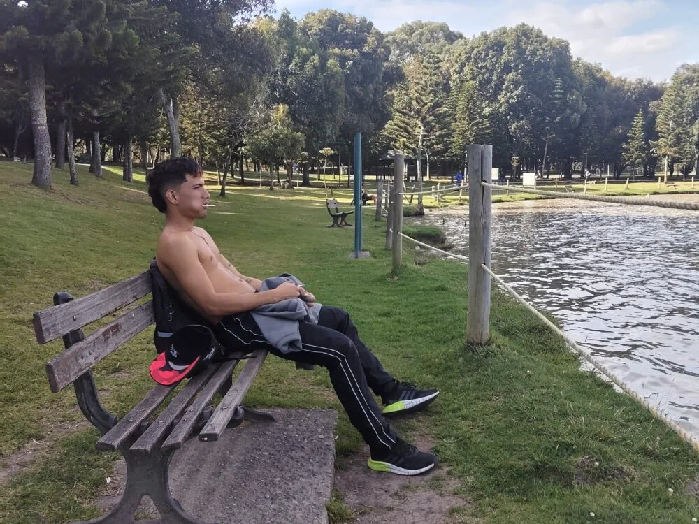 แชท XXX ออฟไลน์ของ ANDRE_JIIMZ