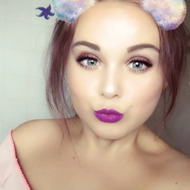 bethy00's Offline XXX Chat