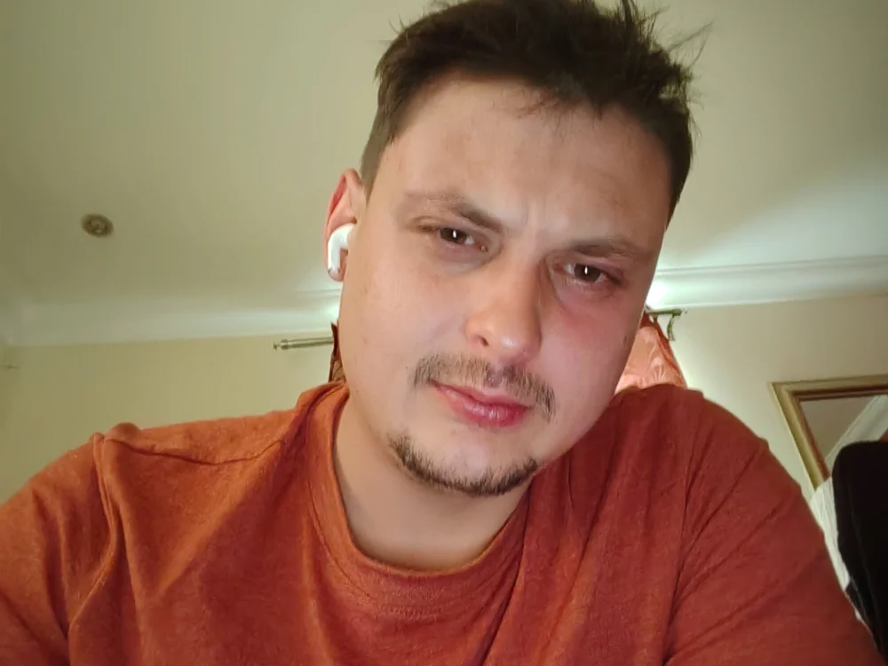 Whereyouwo's Offline Chat Room