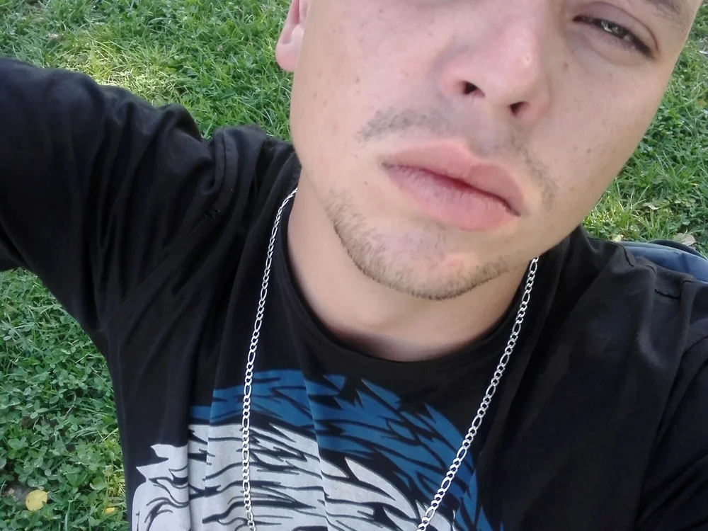 Blanquitoo69 offline chatrum
