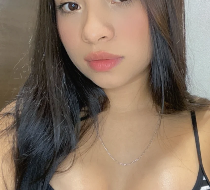 daviana25's Offline XXX Chat