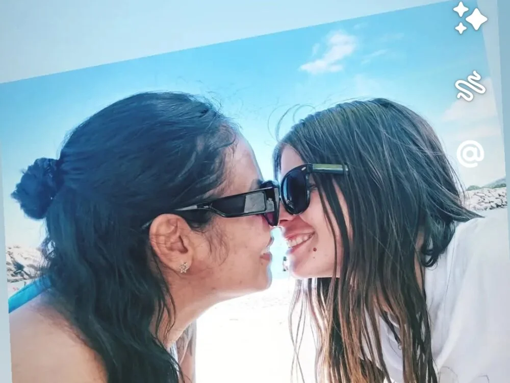 Ari_Alexa444's Offline XXX Chat