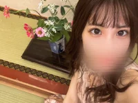 riri__nyan_o0 webcam thumbnail