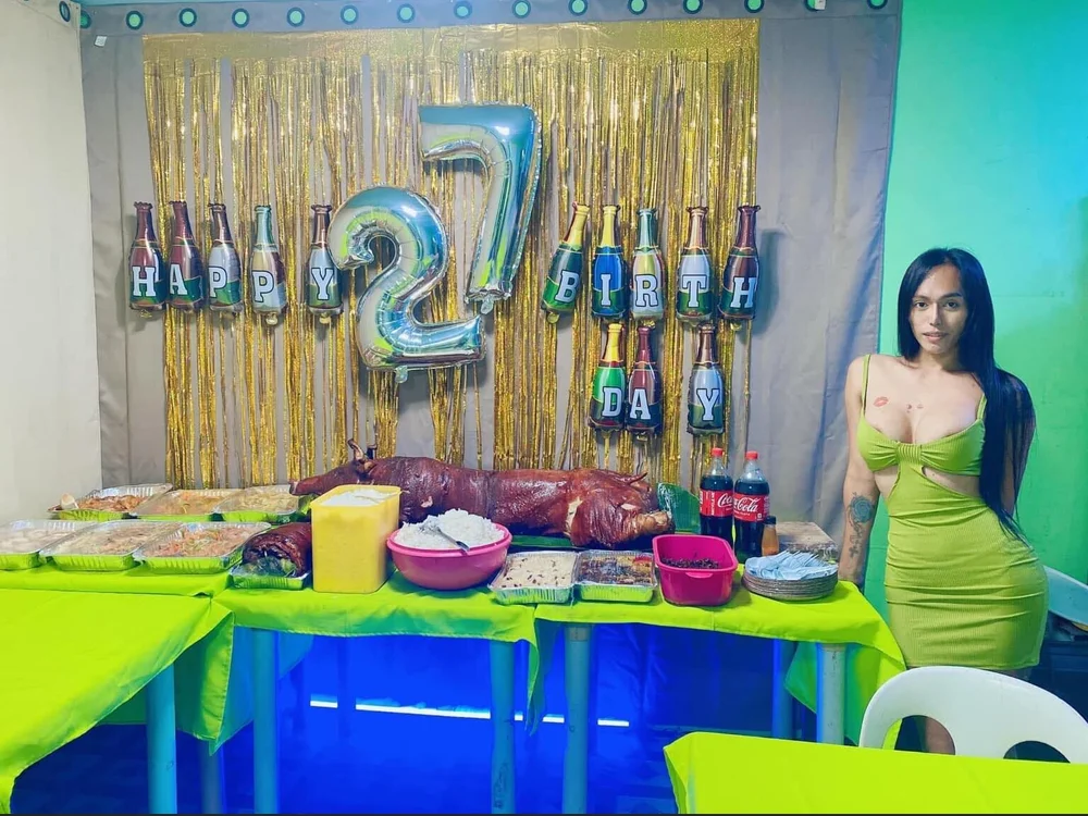 mysterious_fuckingbody's Offline XXX Chat