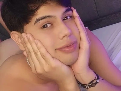 Felipe_Cold's Offline XXX Chat