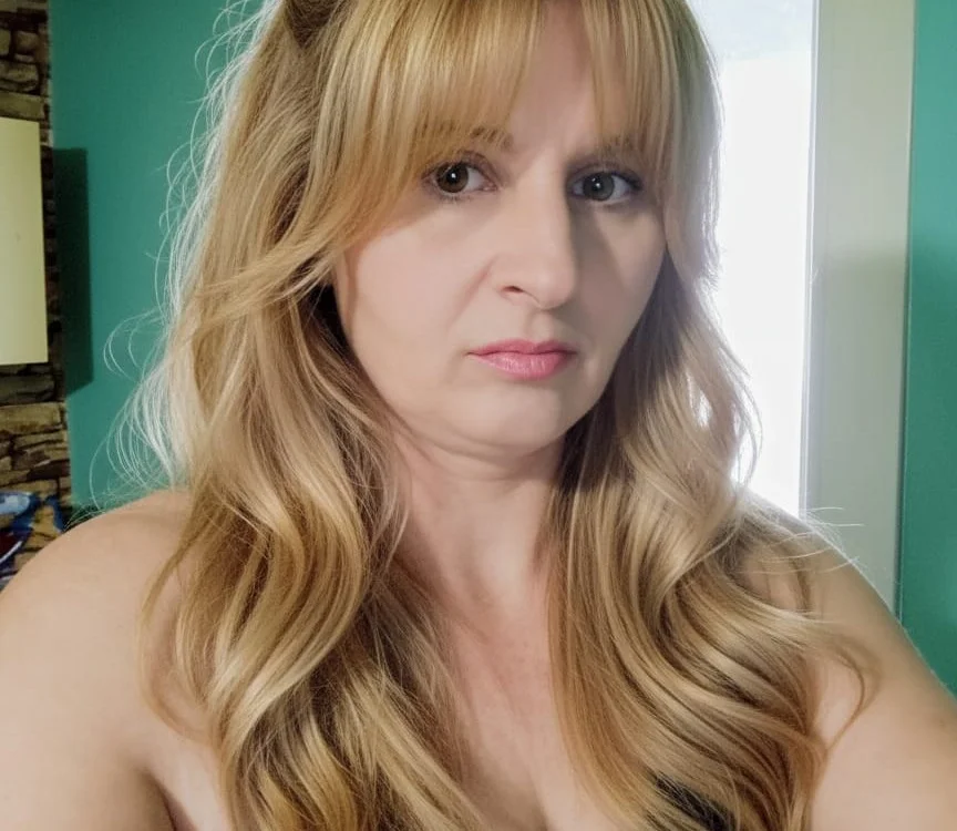 Dana84: συνομιλία ΧΧΧ εκτός σύνδεσης