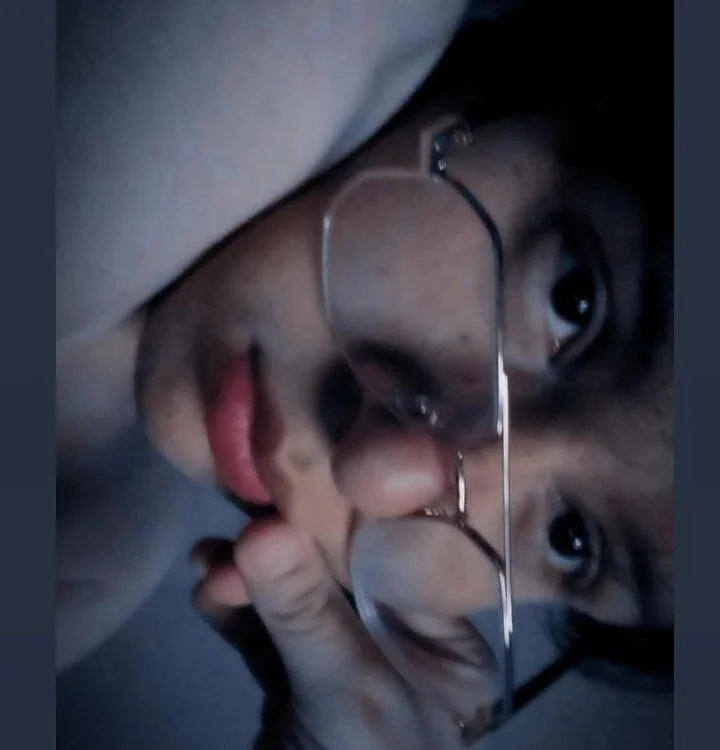 Dani_flores_'s Offline Chat Room