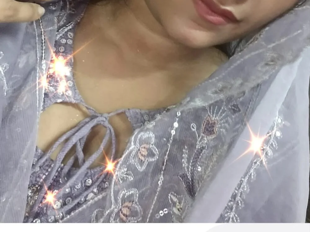 Lisa_Baby1: συνομιλία ΧΧΧ εκτός σύνδεσης