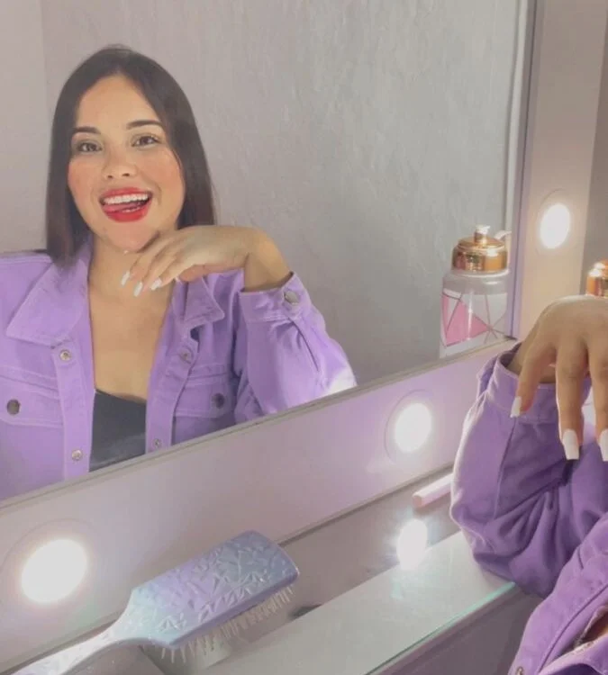 ela_beli Chat XXX Ngoại tuyến