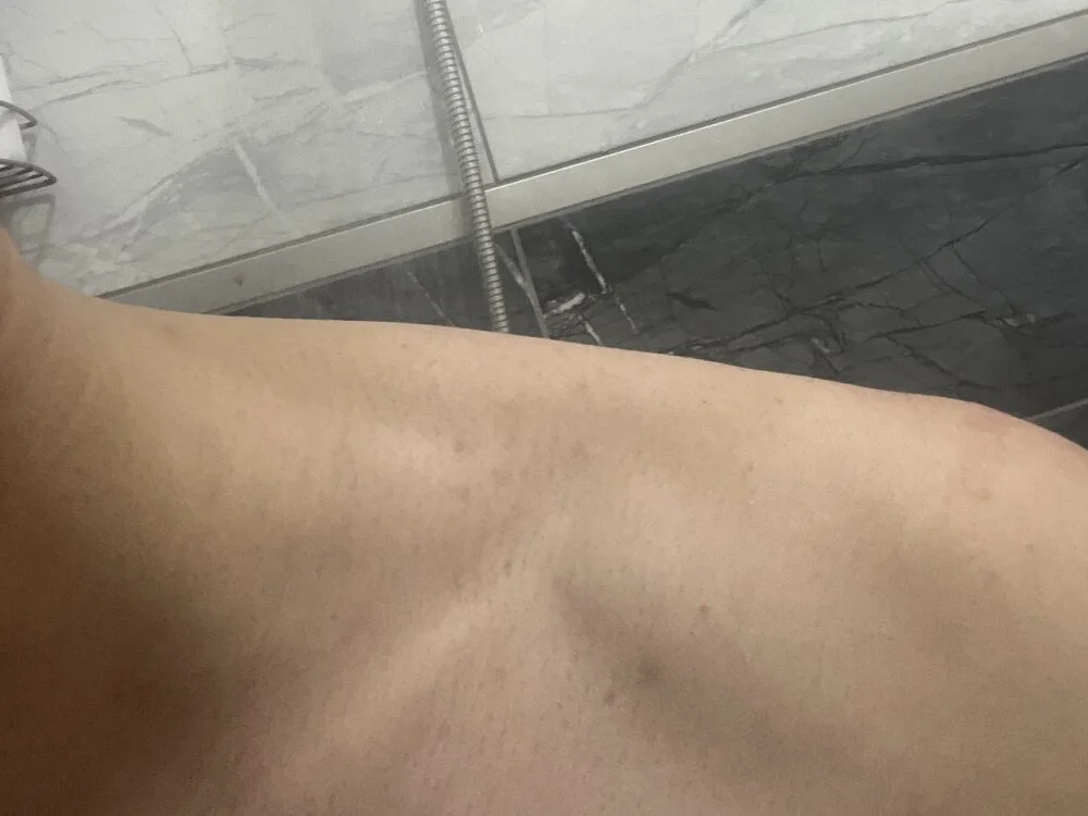 Berk345421's Offline XXX Chat