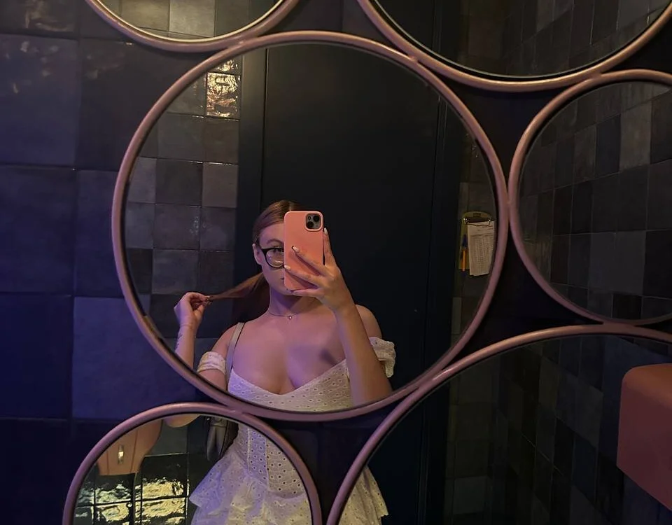 NoreenHaler's Offline Chat Room
