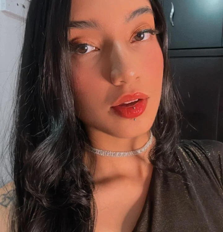 FreyaZimmerman_: συνομιλία ΧΧΧ εκτός σύνδεσης