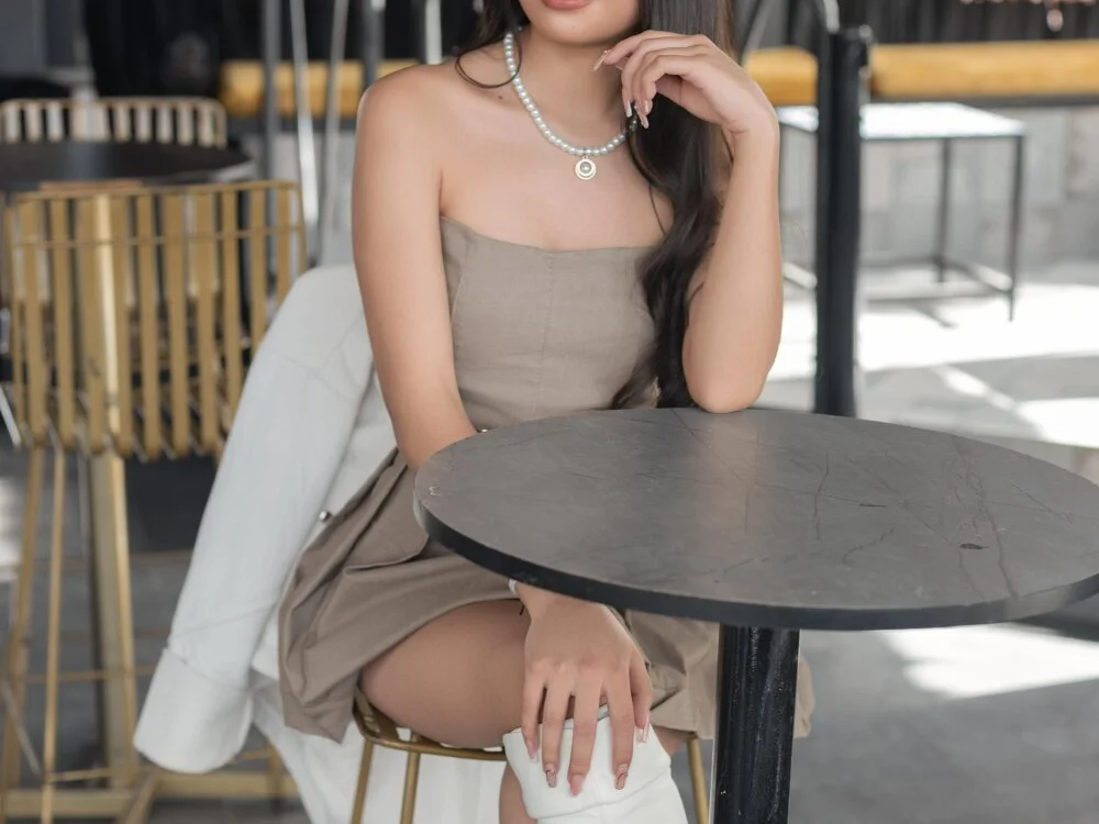 Pretty_Johnson_ offline XXX-chat