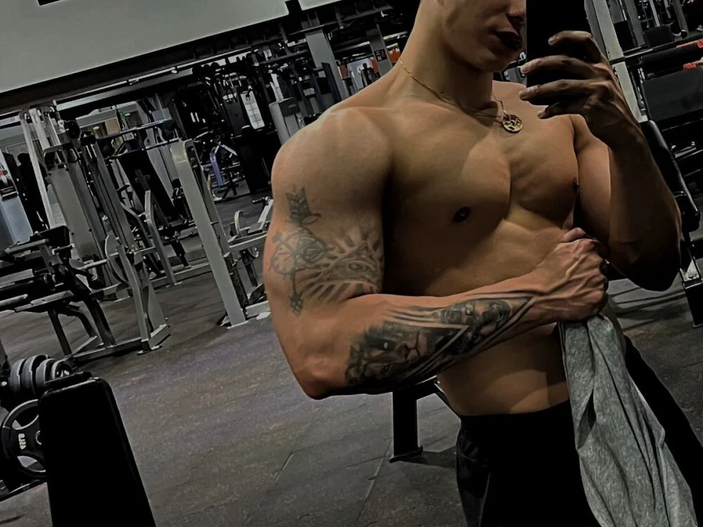 lysan_corv's Offline XXX Chat