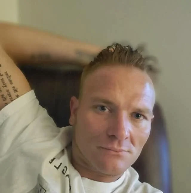 OTTO0410 Adlı Modelin Çevrimdışı XXX Sohbeti