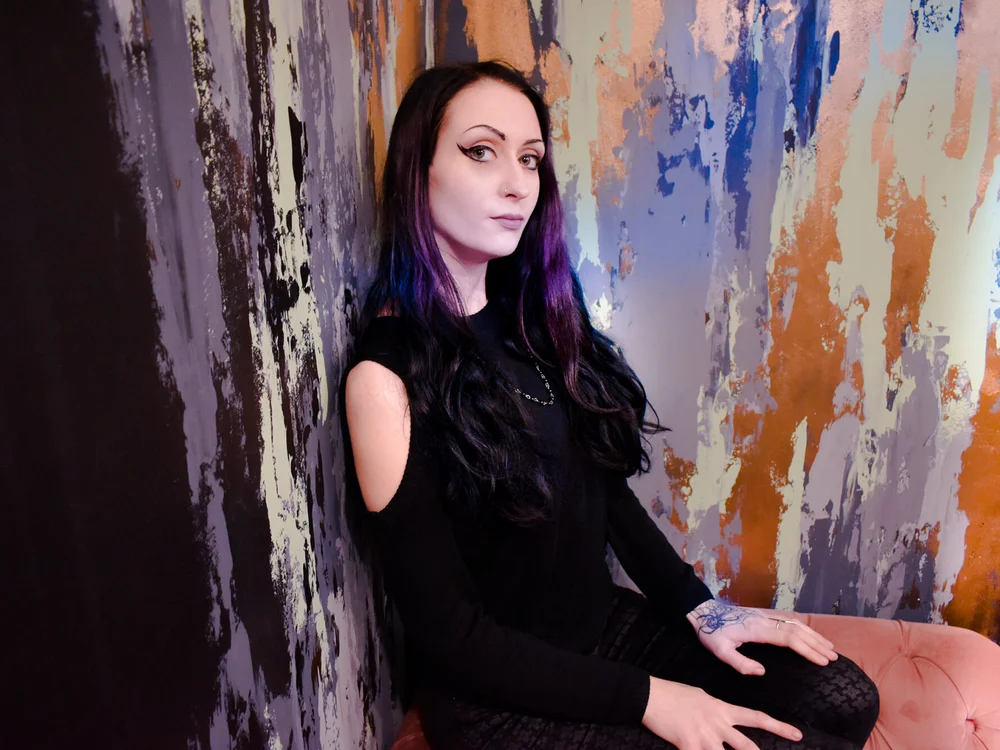 GrettaDavis' Offline Chat Room