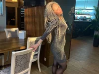 Ronda_Roni's Live XXX Chat