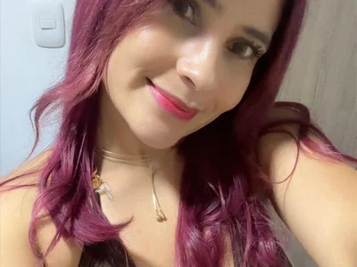 Skarlett_12_ on StripChat